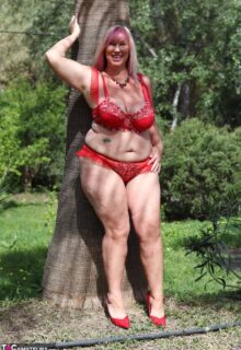 Red Hot Palm Tree Pt1