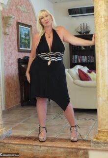 Posh Frocks In The Lounge Pt1